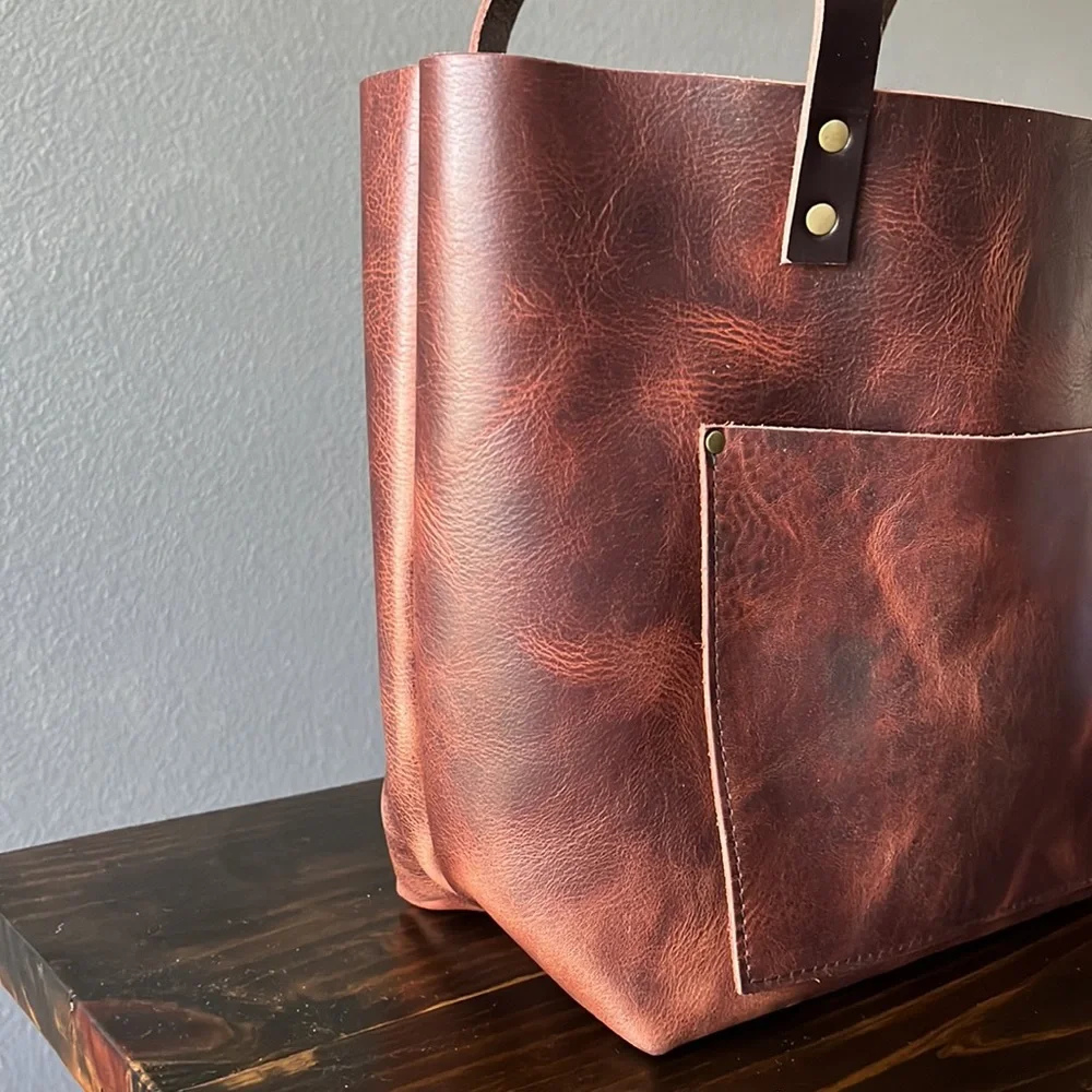 NEW Portland Leather Unicorn Lava Large Classic Tote! - Picture 3 of 10